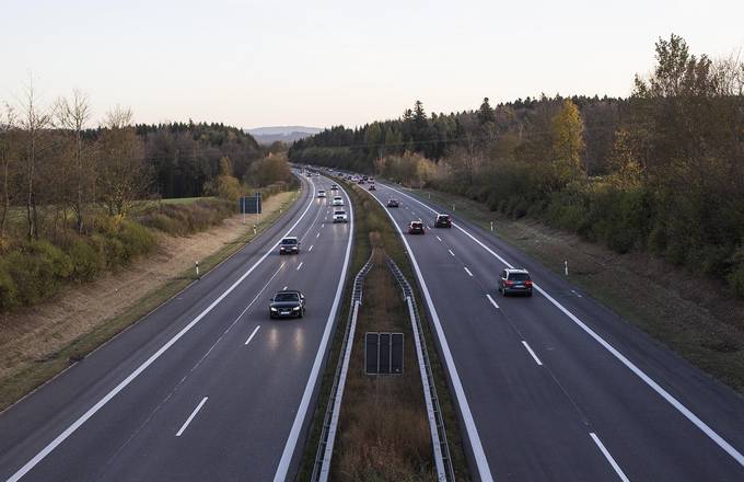 Klare Richtung Klare Richtung und verlässliche Prozesse. Unser Weg mit ISO 9001:2015