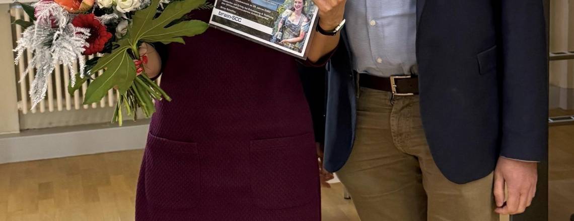 Elena Herzel (Geschäftsführerin der EWG), Dr. Sirko Scheffler (Geschäftsführer der brain-SCC GmbH) v.l. Elena Herzel (Geschäftsführerin der EWG), Dr. Sirko Scheffler (Geschäftsführer der brain-SCC GmbH) v.l.