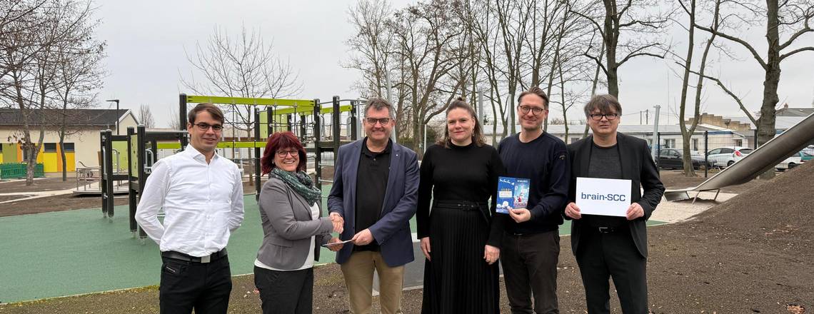 Christian Butzkies, Peggy Grünke, Sirko Scheffler, Elisabeth Weber, Martin Wolter, Martin K. Halliger (v.l.) © brain-SCC GmbH Christian Butzkies, Peggy Grünke, Sirko Scheffler, Elisabeth Weber, Martin Wolter, Martin K. Halliger (v.l.)