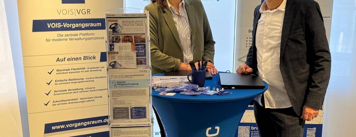 Christin Letz & Thomas Seidel v.l. © brain-SCC GmbH brain-SCC-Messestand