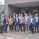 Gruppenfoto mit Vertretern aus Politik, Wirtschaft, Wissenschaft und Verwaltung